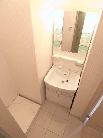 Washroom. Nice furnished rental apartment. (It will be of 202, Room photo)