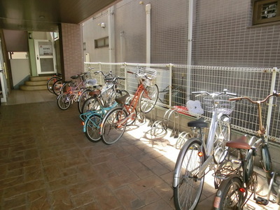 Building appearance. Bicycle Covered