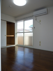 Living and room. Balcony side Western-style 5 Pledge, Air-conditioned 1 groups! There is storage of 1 minute between the!