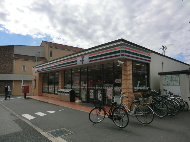 Convenience store. Seven-Eleven Chiba Imai store up (convenience store) 98m