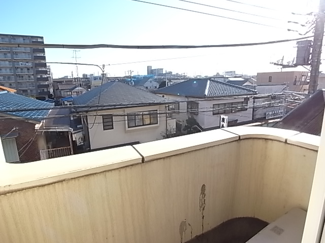 Balcony. It is a good veranda with views ☆