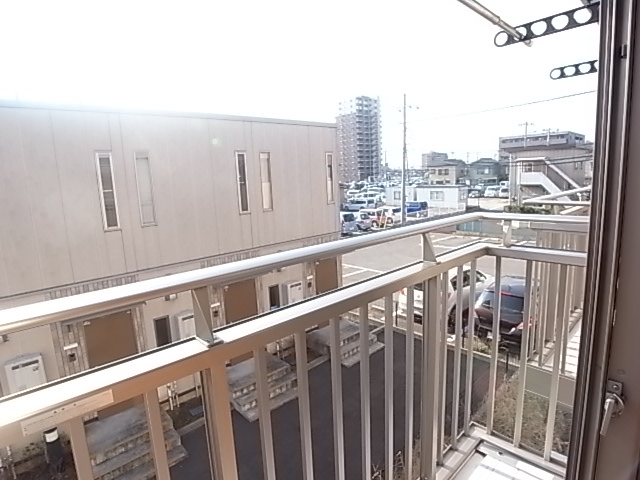 Balcony. This south-facing property ☆