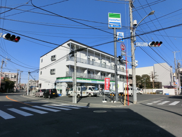 Convenience store. FamilyMart Noborito elementary school before store up (convenience store) 67m