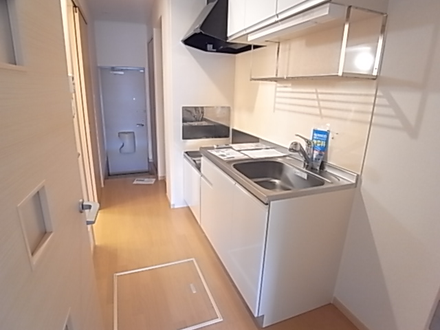 Other room space. Kitchen space is also wide ☆