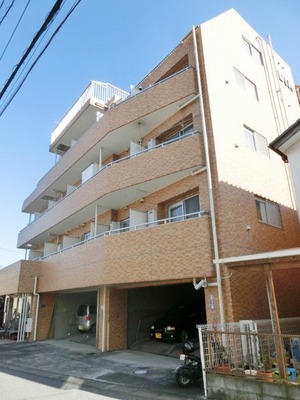 Building appearance. Walk from Chiba Station 14 minutes.