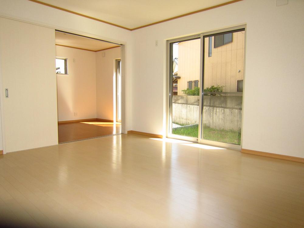 Living. Room (August 2013) Shooting