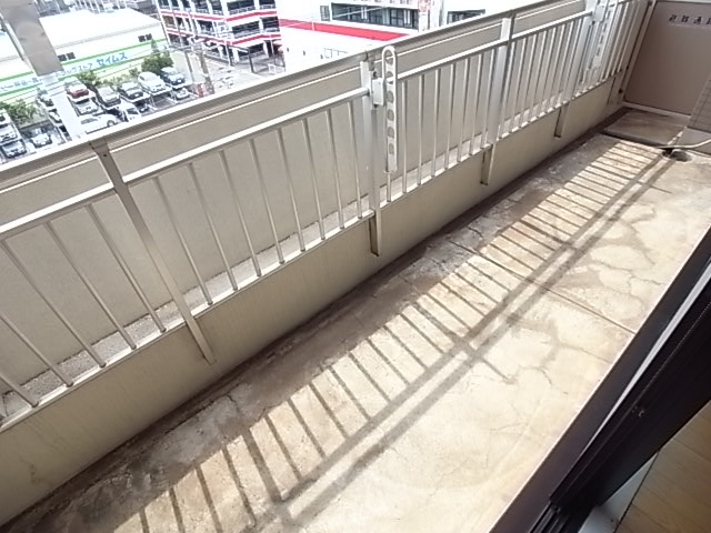 Balcony. Wide veranda space ☆