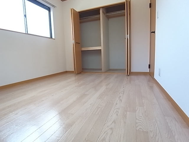 Other room space. Popular All flooring ☆ 