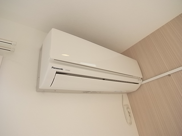 Other Equipment. Air conditioning also offers 1 groups.