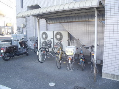 Other common areas. Bicycle Covered