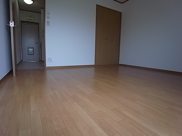 Other room space. Indoor clean flooring ☆