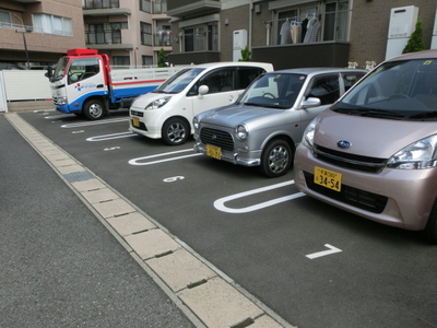 Parking lot. On-site parking