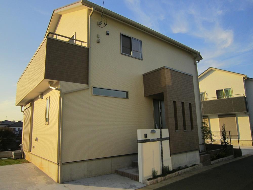 Local appearance photo. Local (11 May 2013) Shooting