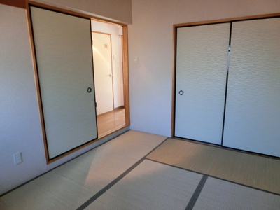 Other room space. There is also Japanese-style room