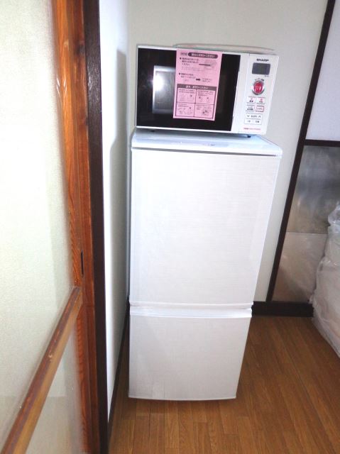 Living and room. refrigerator ・ With microwave!