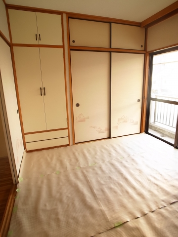 Living and room. It is a Japanese-style room is easy to use and there is still! I want to be sprawled ☆