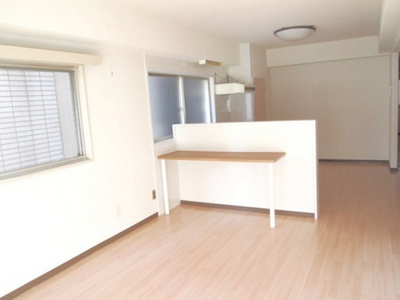 Living and room. It is a kitchen with a counter Fee without keep an eye on small children