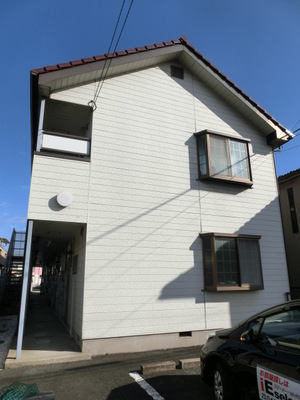 Building appearance. Walk from Soga Station convenient Keiyo Line starting station 14 minutes.