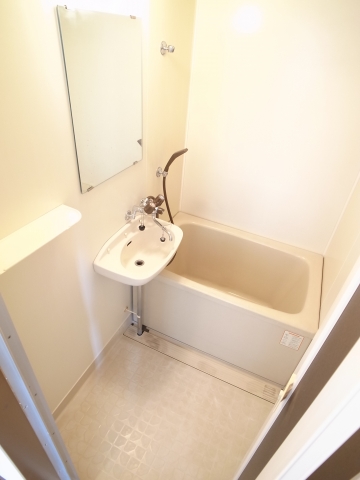 Bath. Unit type of washbasin ☆