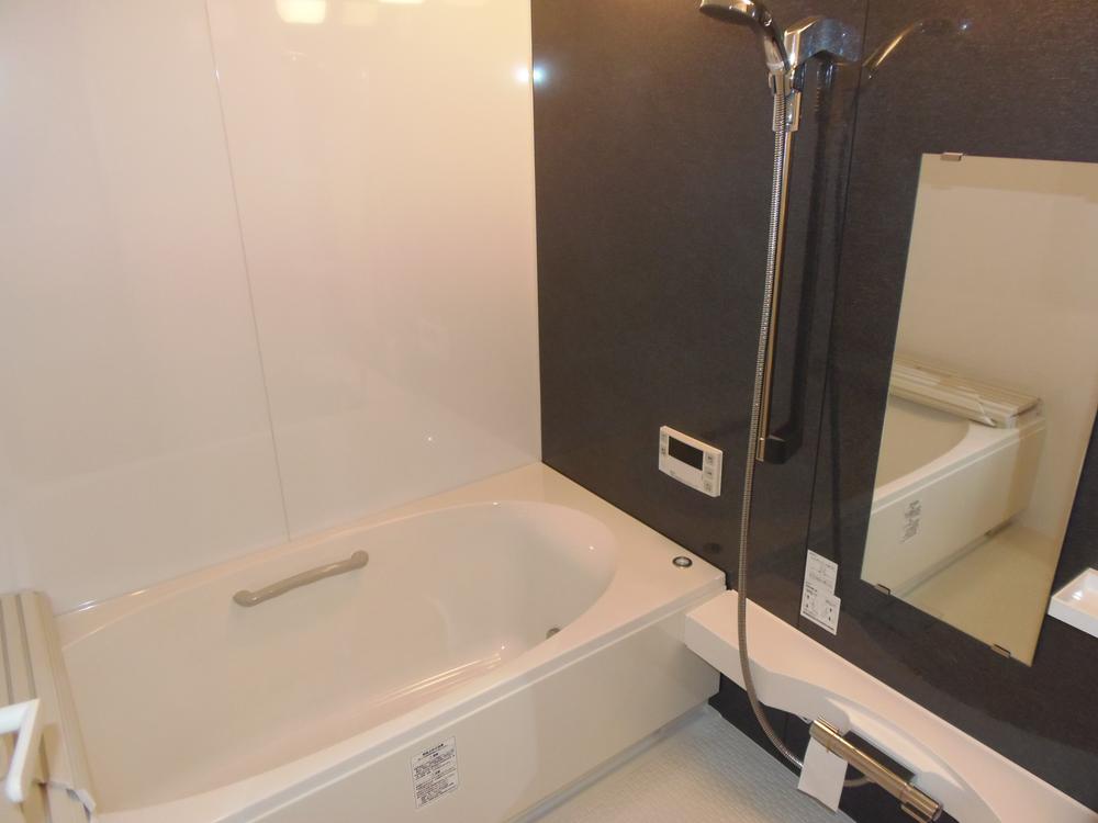 Same specifications photo (bathroom). Indoor (July 2013) Shooting