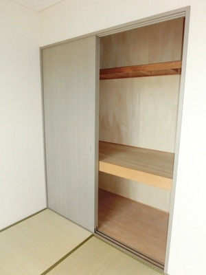 Receipt. Japanese-style room of the housing is located minutes between 1