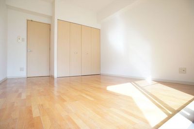 Living and room. Room of Western-style 7.8 quires ・ Flooring.