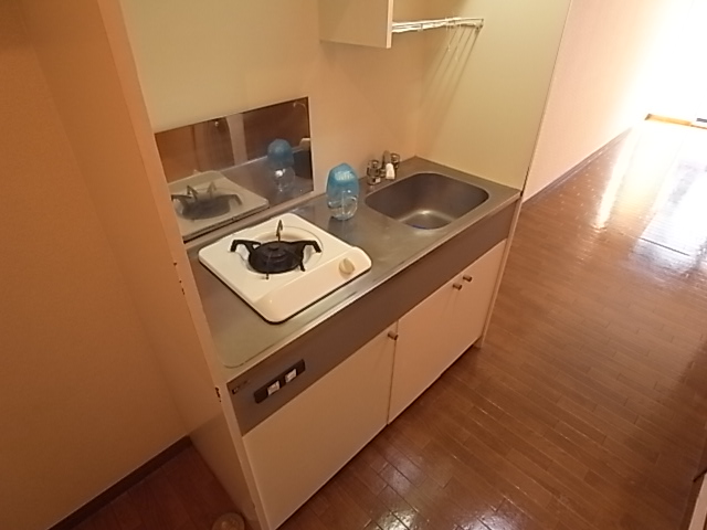 Kitchen. The kitchen is 1-neck ・ System kitchen ☆ 