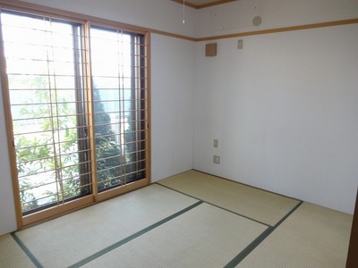 Living and room. Of independent floor plan, Two-sided lighting ☆ Japanese-style room.