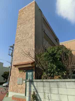 Building appearance. Location of one minute Hon Chiba Station