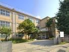 Junior high school. Matsukeoka until junior high school 1460m Matsukeoka junior high school 1460m walk 19 minutes