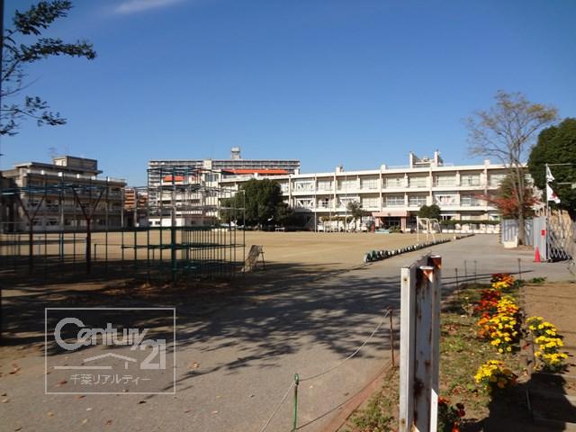 Junior high school. Tsubakimori 2190m until junior high school