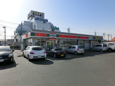 Convenience store. 150m until Thanksgiving (convenience store)