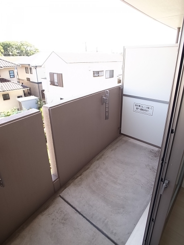 Balcony. Washing thing is the spacious balcony Hoseru lot ☆