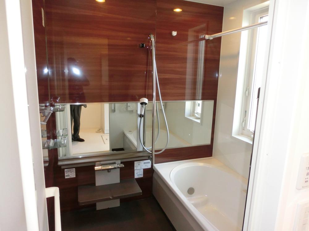 Bathroom. Indoor (March 2013) Shooting Loose 1618 type with Sekisui House Original bathroom ventilation heating dryer
