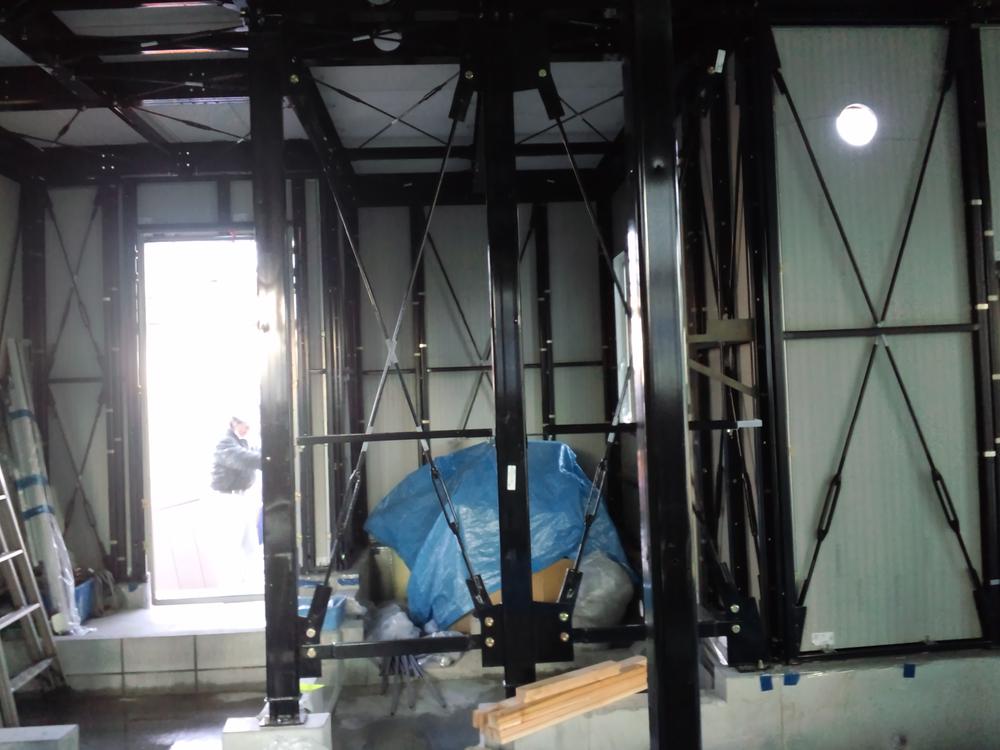 Construction ・ Construction method ・ specification. By tough materials and supple structure system, At a high level ensuring the overall seismic performance building, We will continue to support firmly the house.