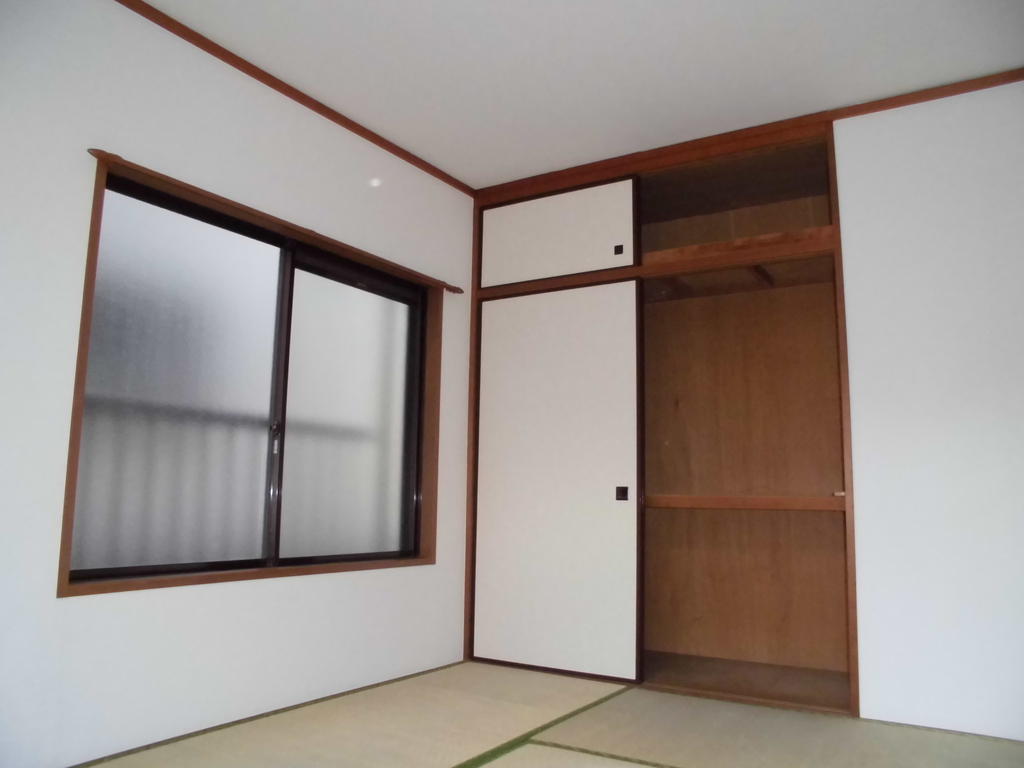 Receipt. Closet of Japanese-style room