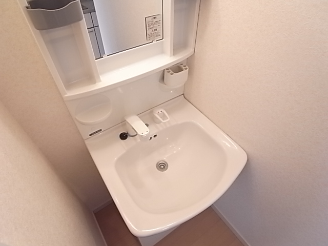 Toilet. Convenient Shampoo dresser ☆