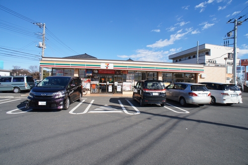 Convenience store. Seven-Eleven Chiba Namami the town store (convenience store) to 374m
