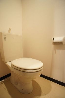 Toilet. Spacious toilets are comfortable.