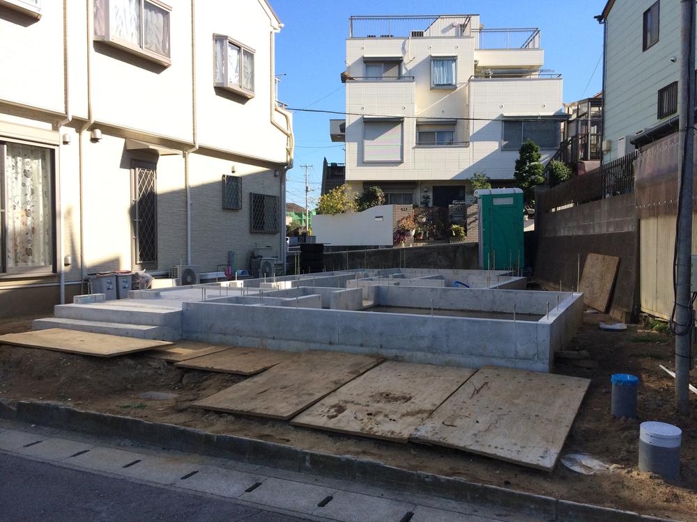 Local appearance photo. Local (12 May 2013) Shooting