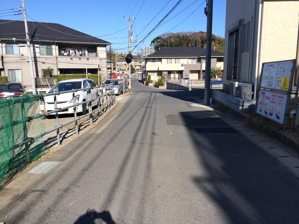 Local photos, including front road. Local (12 May 2013) Shooting