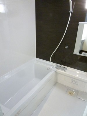 Bath. Spacious 1 square meters of the bath Please feel at home in a wide bath