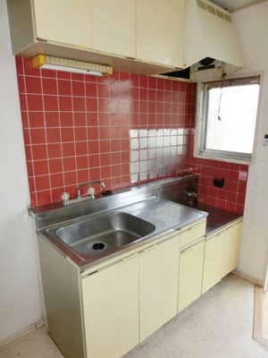 Kitchen. Bright kitchen space.