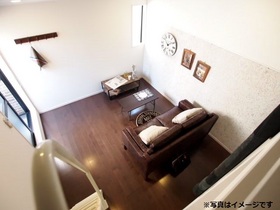 Living and room.  ※ It does not attach furniture in the actual room.