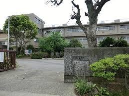 Junior high school. 6-minute walk from the 480m Suehiro junior high school until junior high school Suehiro!