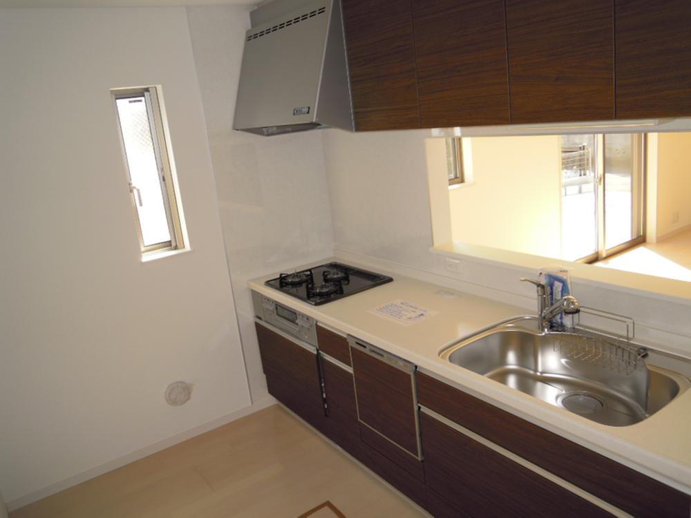 Same specifications photo (kitchen). Same specifications