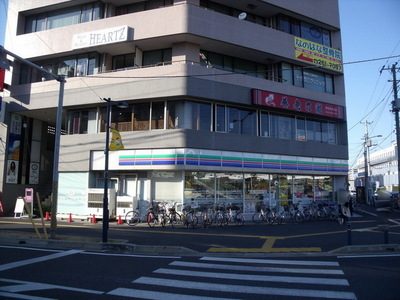 Convenience store. Three F until the (convenience store) 480m
