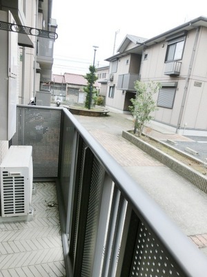 Balcony. Broad horizontal balcony