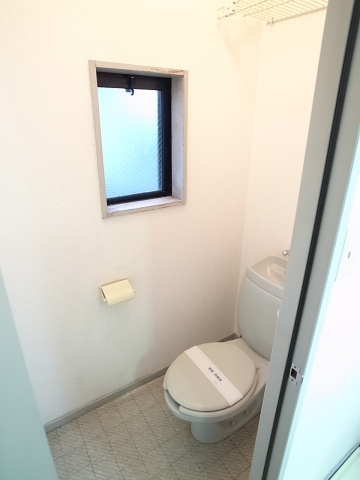 Toilet. Toilet of the small window with ☆ 