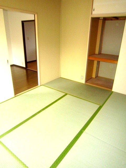 Other room space